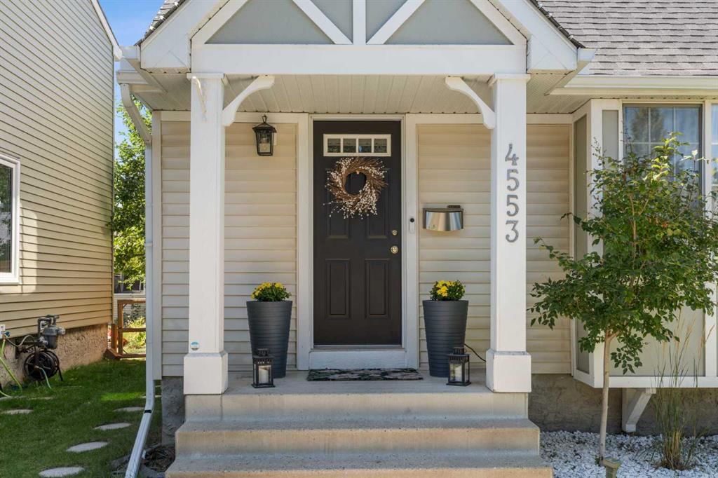 4553 Passchendaele Road SW, Calgary — photo 2 of 47