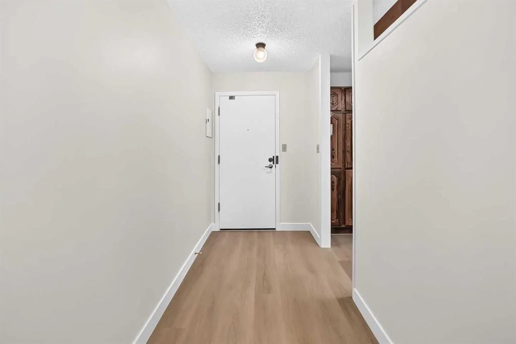 308, 3730 50 Street NW, Calgary — photo 2 of 50