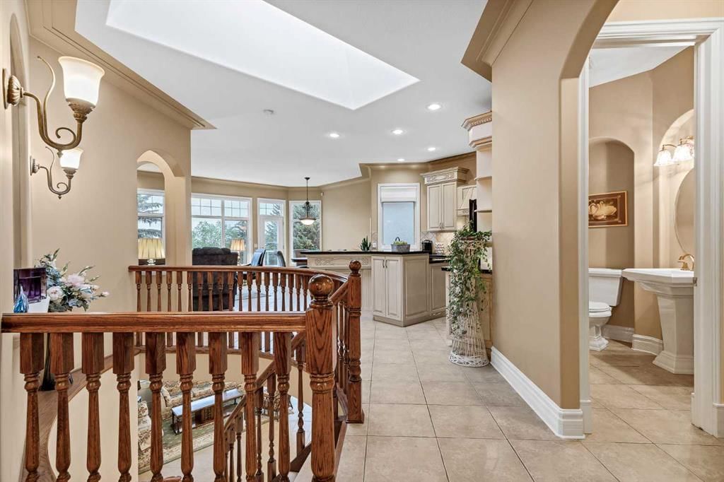 4592 Hamptons Way NW, Calgary — photo 4 of 49