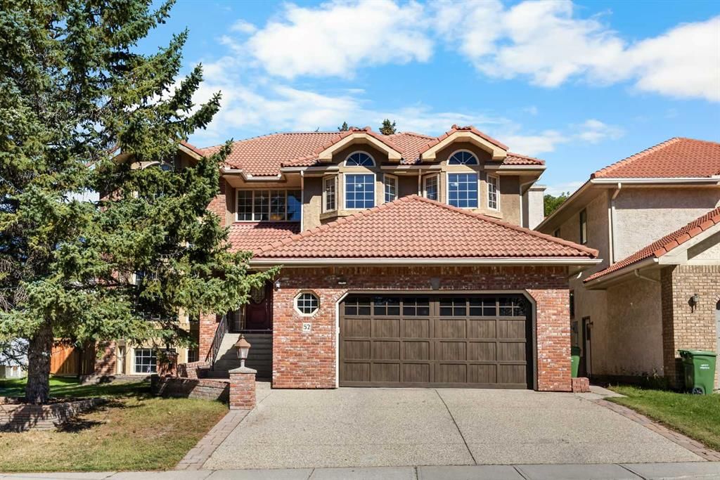 52 Edgeview Road NW, Calgary — main listing photo