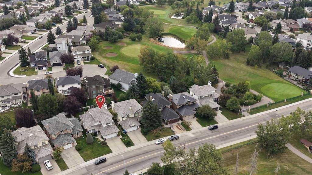 331 Douglas Woods Drive SE, Calgary — photo 2 of 28