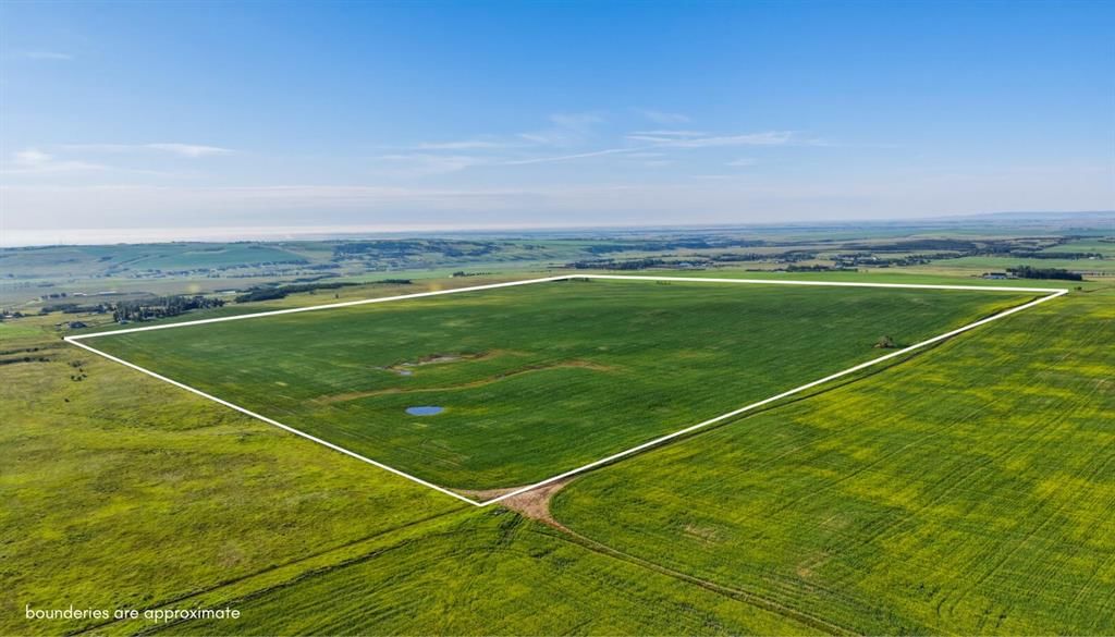 160 Acres, North on 32 Street West, Rural Foothills County — photo 2 of 9