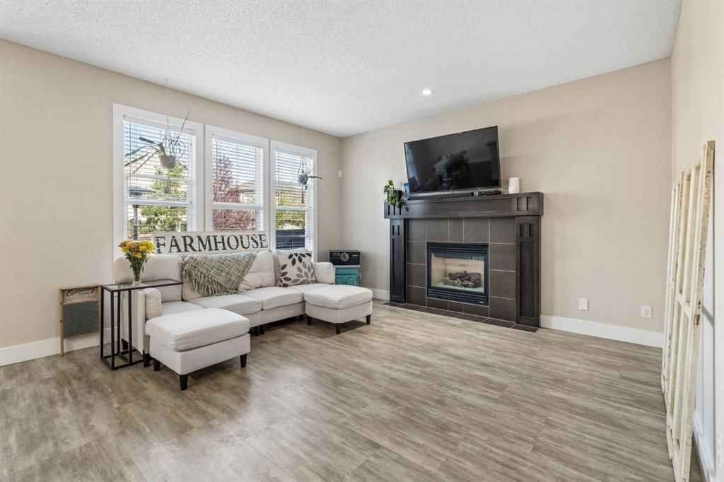45 Mahogany Terrace SE, Calgary — photo 5 of 35