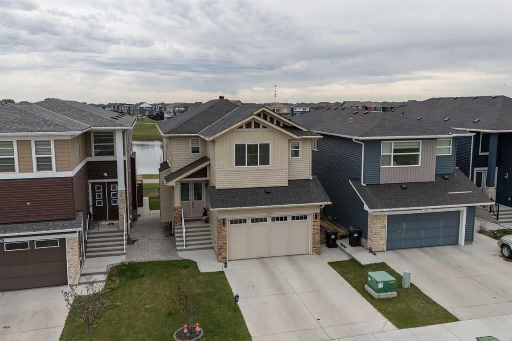 375 Corner Meadows Avenue NE, Calgary — photo 2 of 50