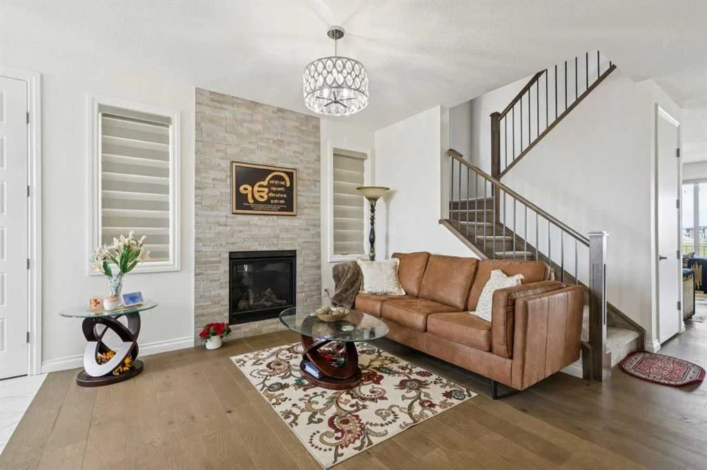 375 Corner Meadows Avenue NE, Calgary — photo 5 of 50