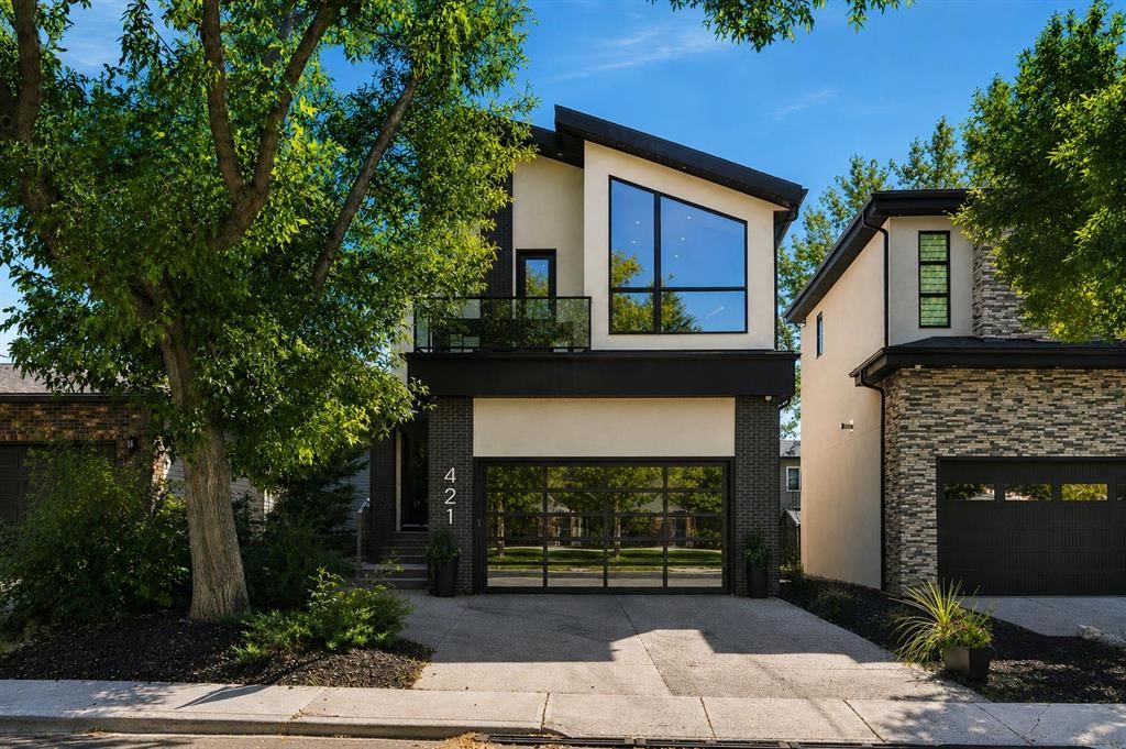 421 29 Avenue NE, Calgary — photo 2 of 50
