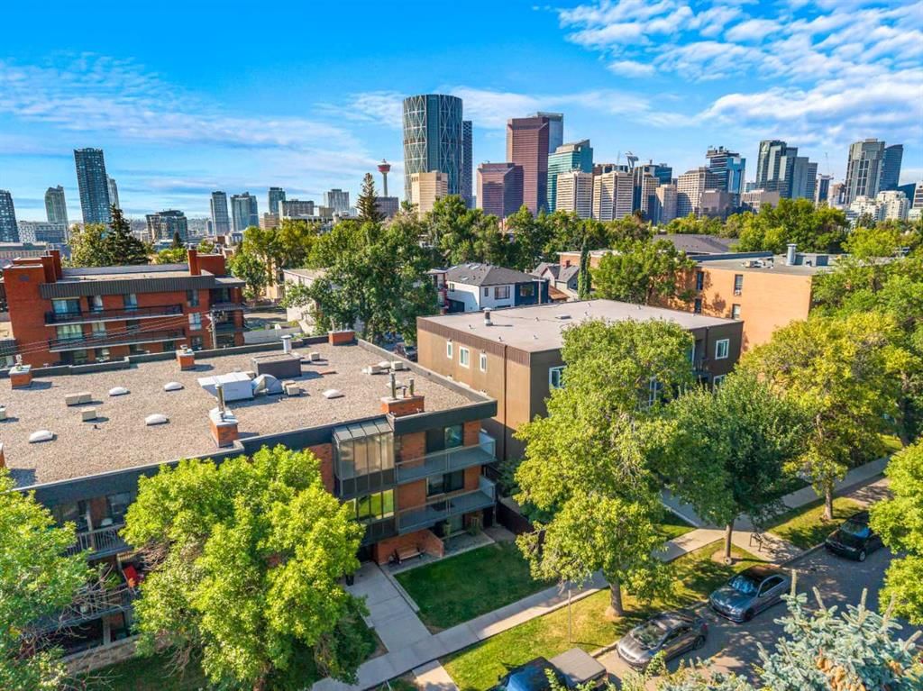 301, 345 4 Avenue NE, Calgary — main listing photo