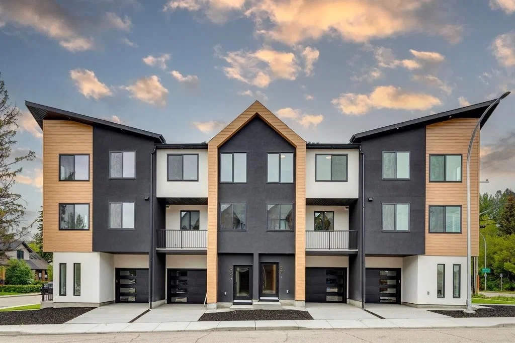 97 23 Street NW, Calgary — main listing photo
