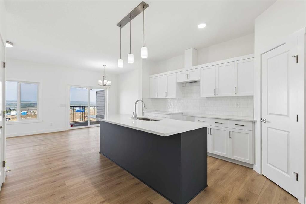 27 Heritage Point, Cochrane — semi-detached home for sale