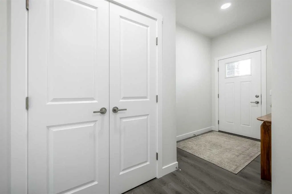 524 Savanna Crescent NE, Calgary — photo 3 of 28