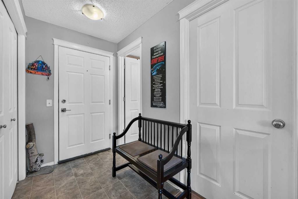 2207, 140 Sagewood Boulevard SW, Airdrie — photo 3 of 23