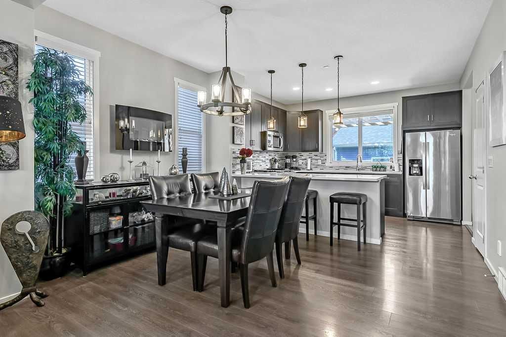 1139 Livingston Way NE, Calgary — photo 5 of 27