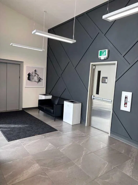#2, 55 Christie Point SW, Calgary — photo 4 of 32