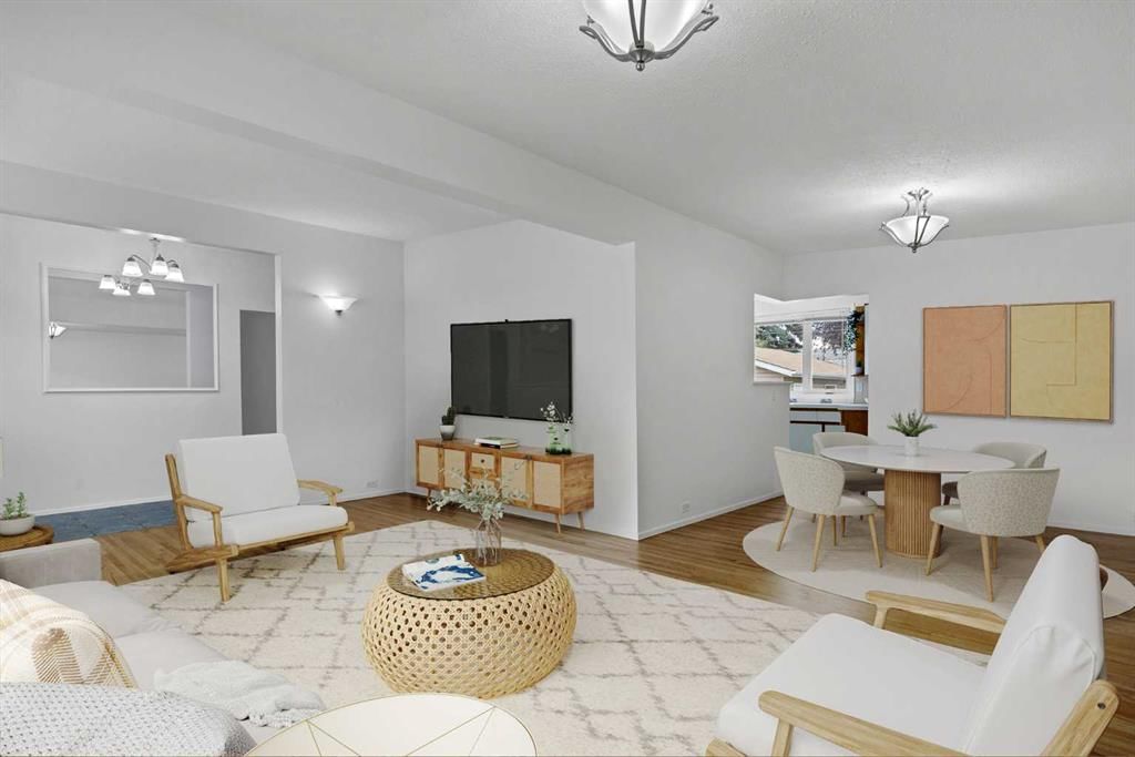 3324 Copithorne Road NW, Calgary — photo 3 of 49