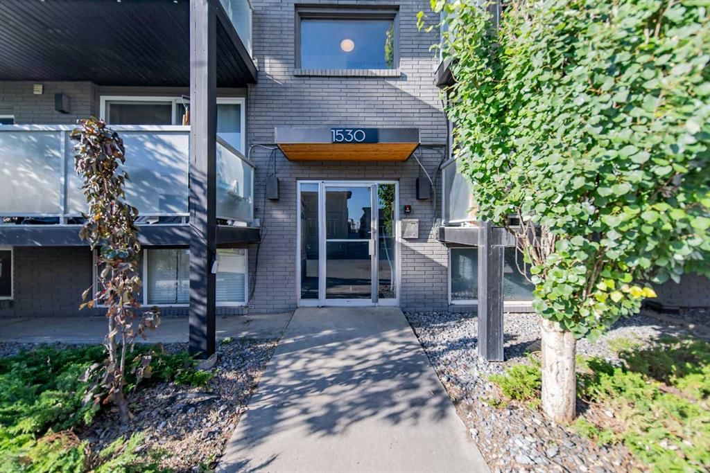 6, 1530 26 Avenue SW, Calgary — photo 2 of 28