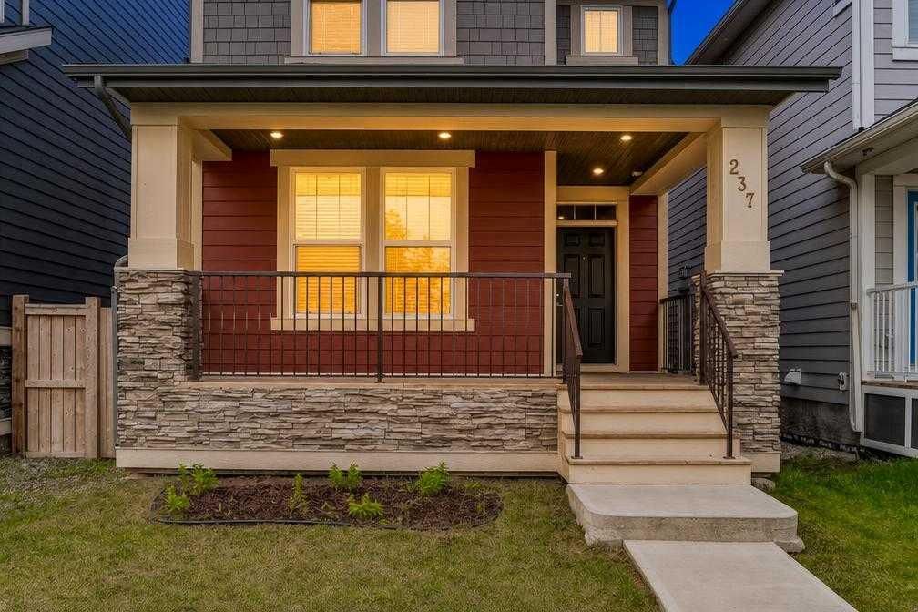 237 Masters Road SE, Calgary — photo 3 of 44