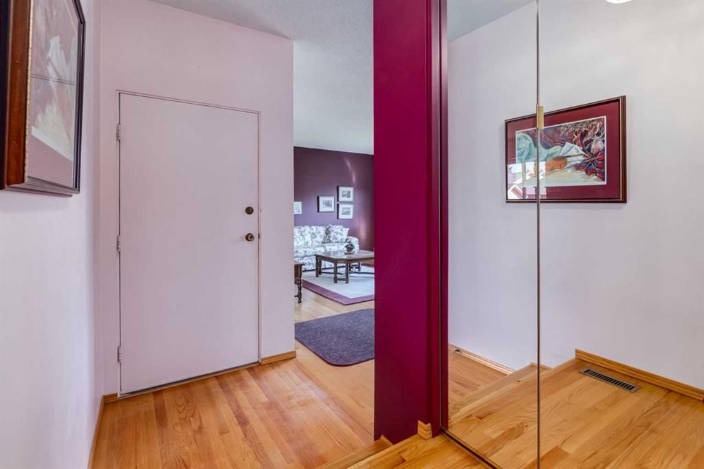 243 Cedarpark Green SW, Calgary — photo 5 of 50