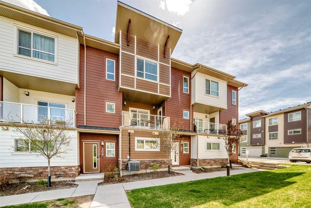 508 Harvest Grove Walk NE, Calgary — main listing photo