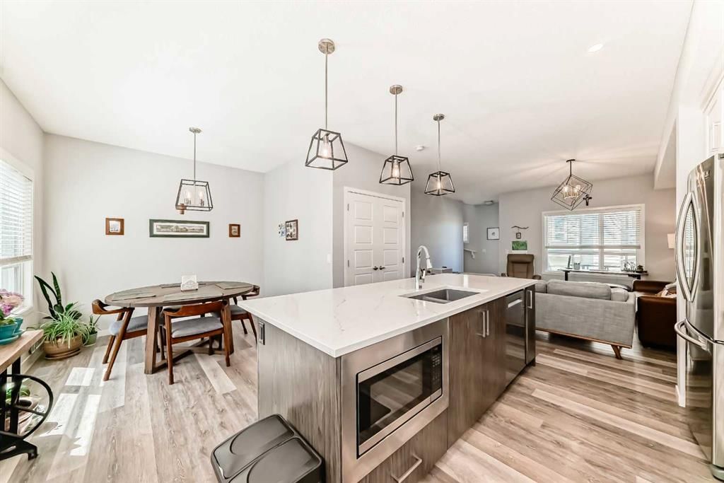 508 Harvest Grove Walk NE, Calgary — photo 4 of 25