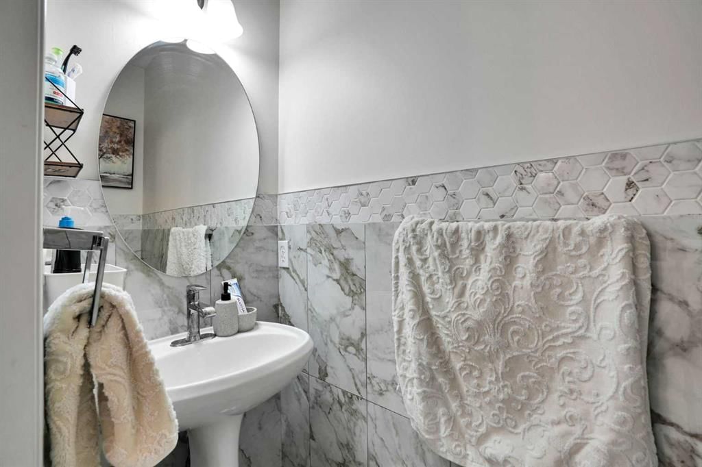 161 Saddleland Crescent NE, Calgary — photo 5 of 50