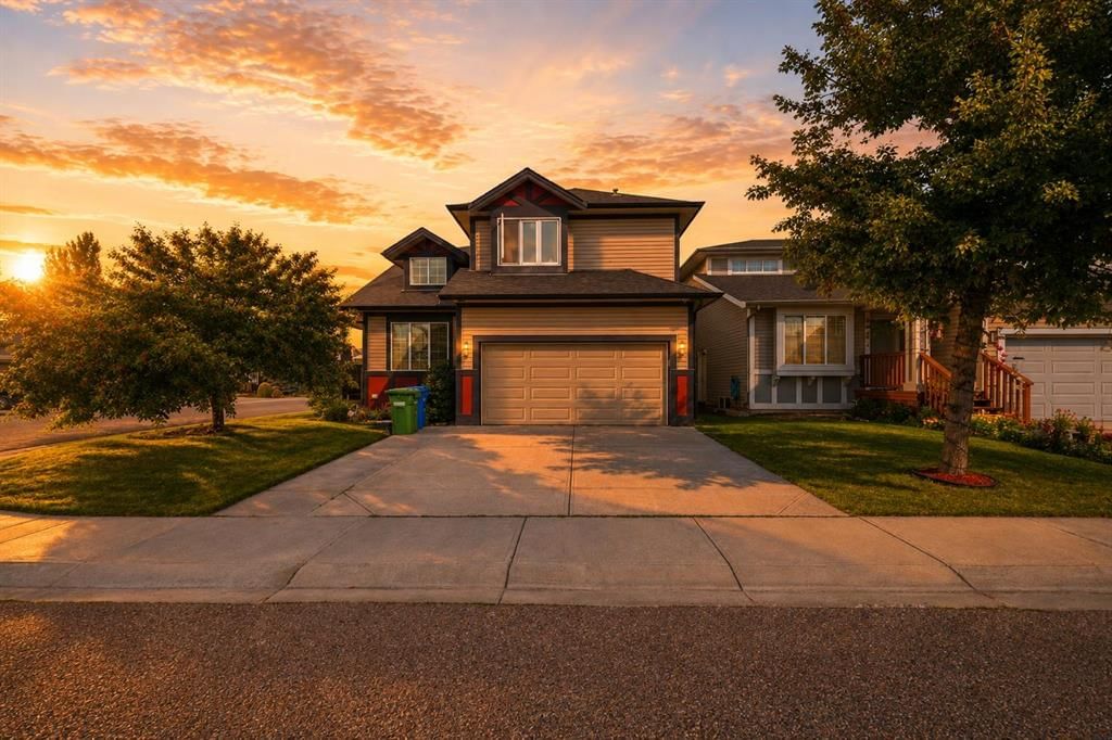 134 Luxstone Road SW, Calgary — detached for sale