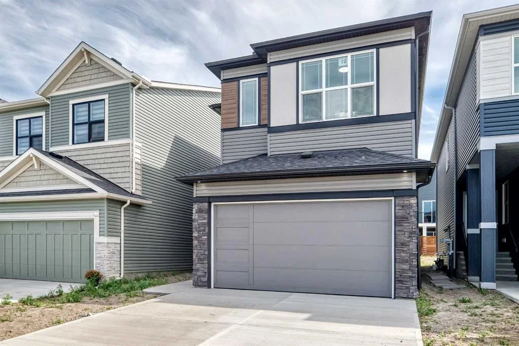 72 Lucas Gardens NW, Calgary — photo 2 of 50