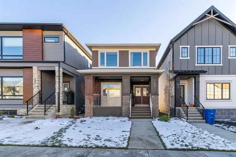 609 Lambeau Link SE, Calgary — detached for sale