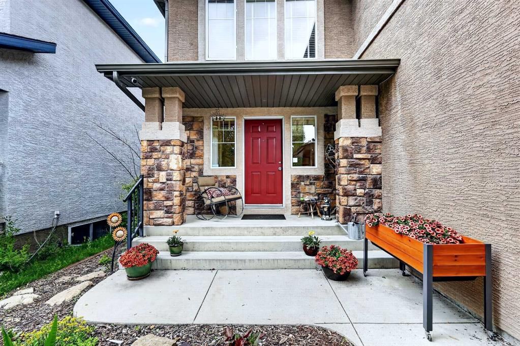 14 Evergreen Common SW, Calgary — photo 3 of 46