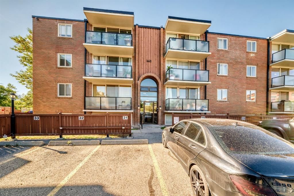 232, 1421 7 Avenue NW, Calgary — main listing photo