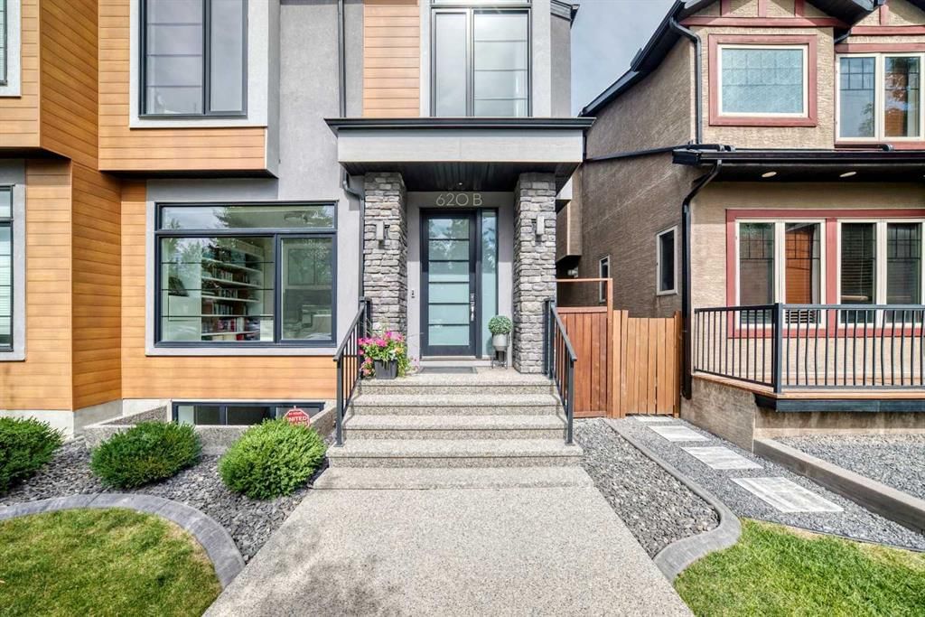 620B 23 Avenue NE, Calgary — photo 2 of 34