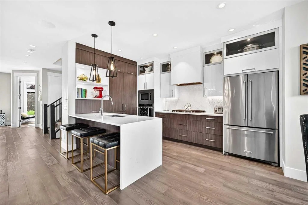620B 23 Avenue NE, Calgary — photo 4 of 34