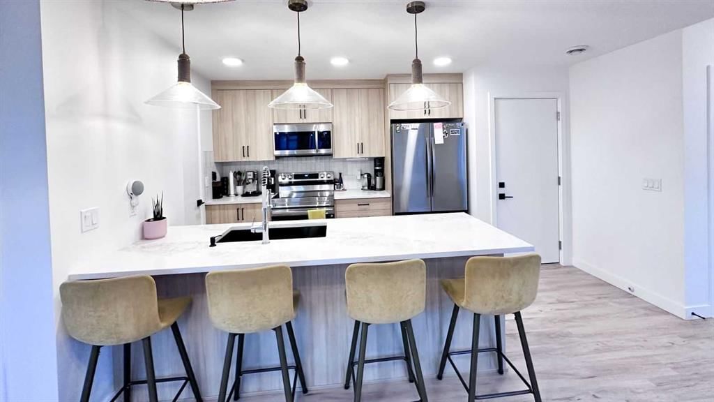 407, 562 Seton Circle SE, Calgary — photo 5 of 24