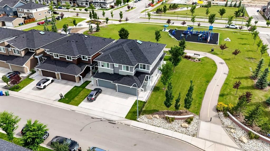 125 Redstone Common NE, Calgary — main listing photo