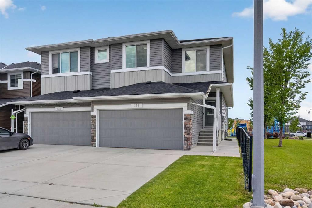 125 Redstone Common NE, Calgary — photo 2 of 50