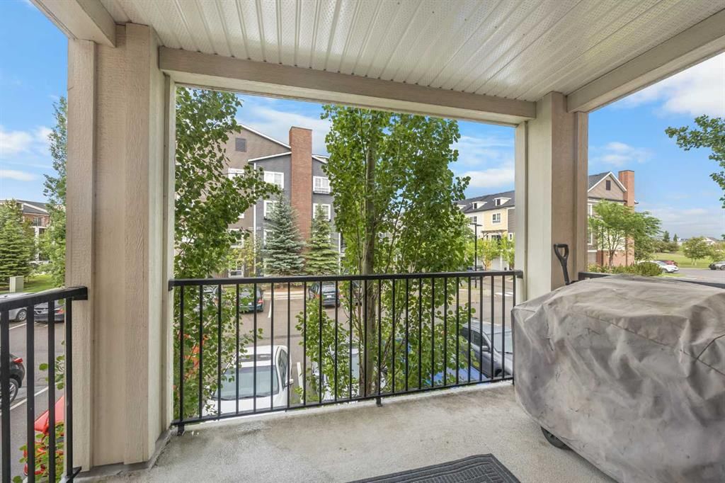 5209, 279 Copperpond Common SE, Calgary — photo 3 of 27