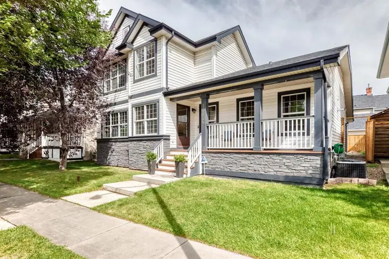 15226 Prestwick Boulevard SE, Calgary — main listing photo
