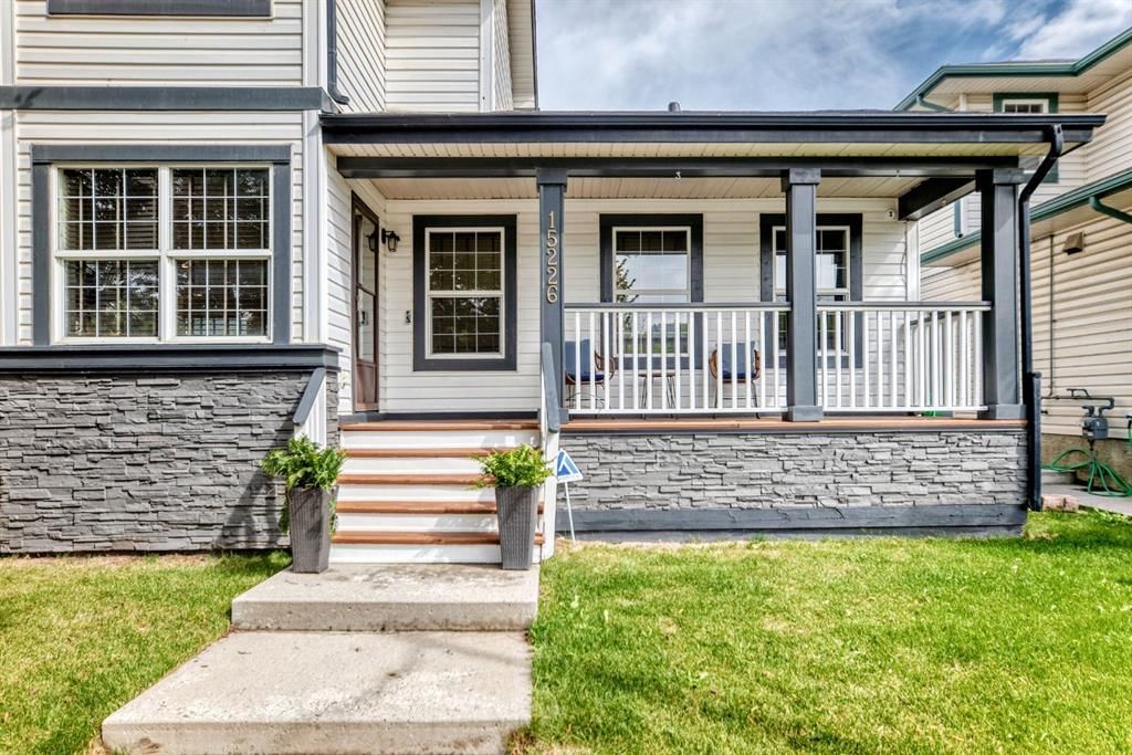 15226 Prestwick Boulevard SE, Calgary — photo 2 of 46