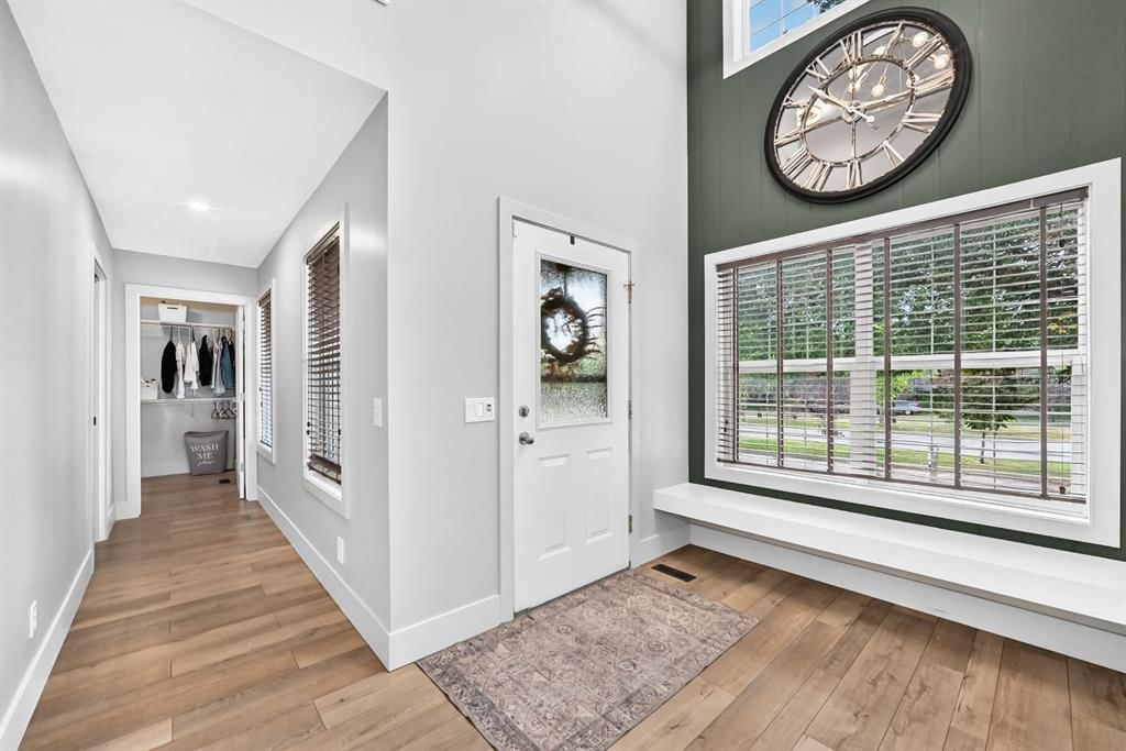 15226 Prestwick Boulevard SE, Calgary — photo 3 of 46