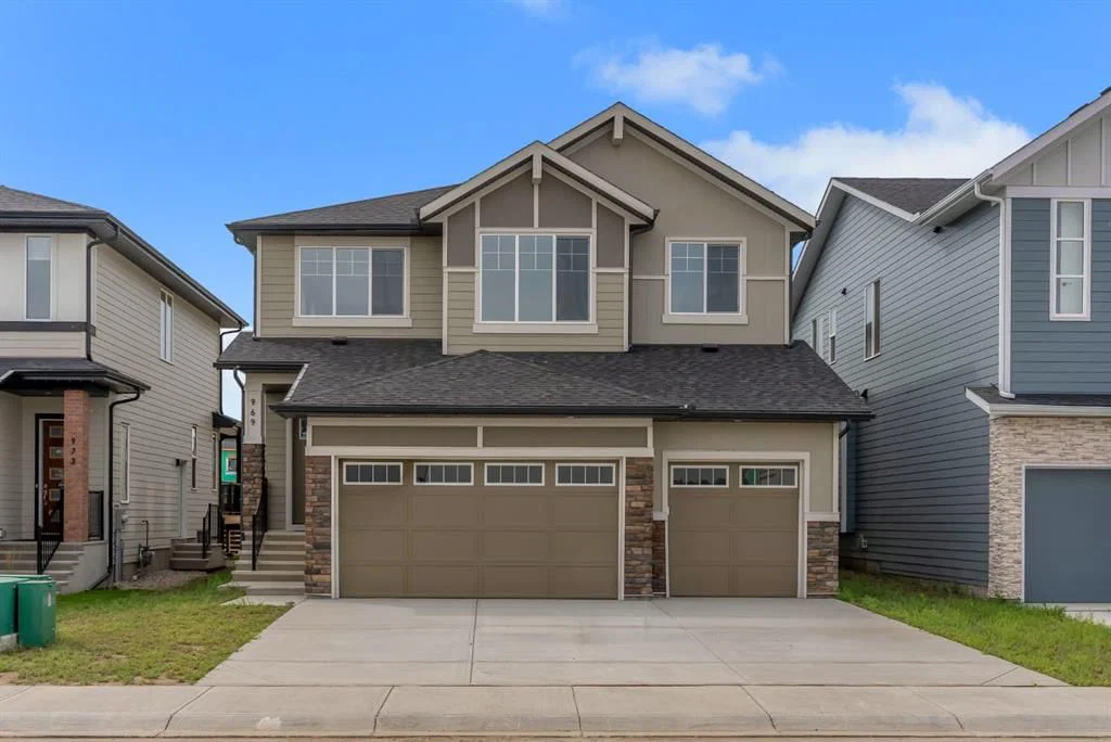 969 South Shore Terrace, Chestermere — photo 2 of 46