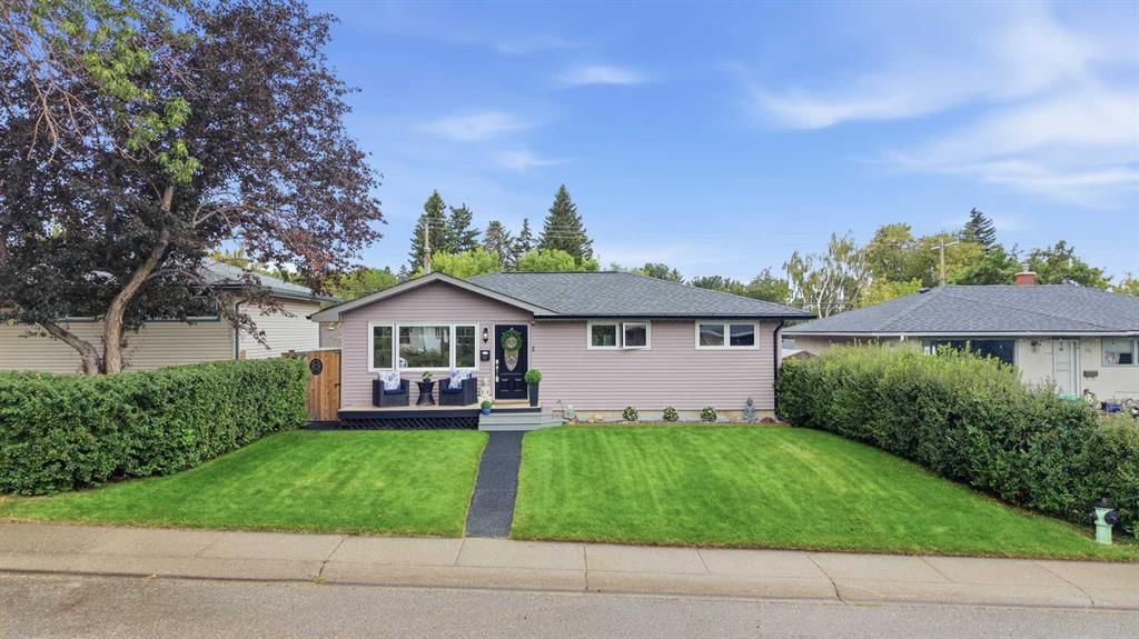 59 Ferncliff Crescent SE, Calgary — main listing photo