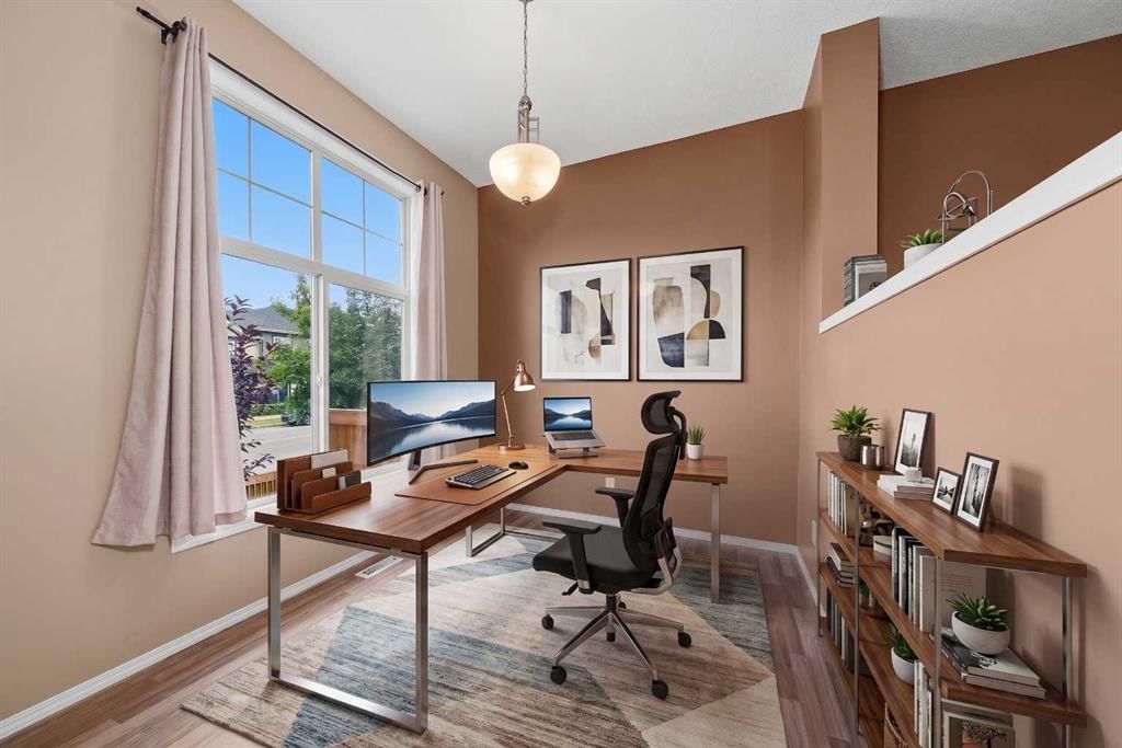 224 Mckenzie Towne Link SE, Calgary — photo 4 of 37