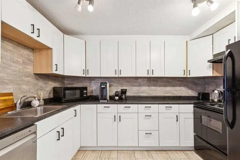 306, 1113 37 Street SW, Calgary — photo 5 of 28