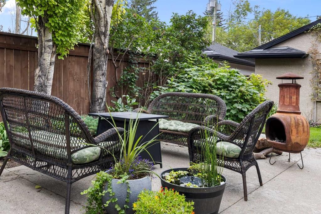 5012 20 Street SW, Calgary — photo 3 of 50