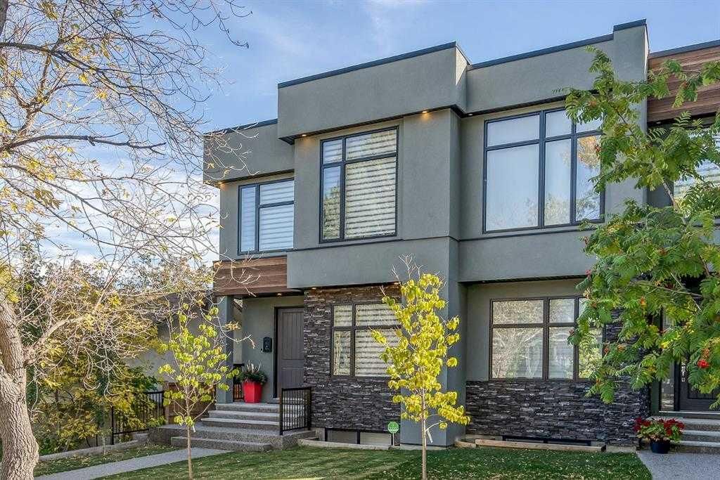 2826 40 Street SW, Calgary — main listing photo