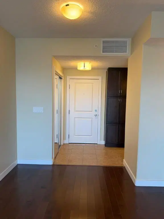 701, 16 Varsity Estates Circle NW, Calgary — photo 4 of 22