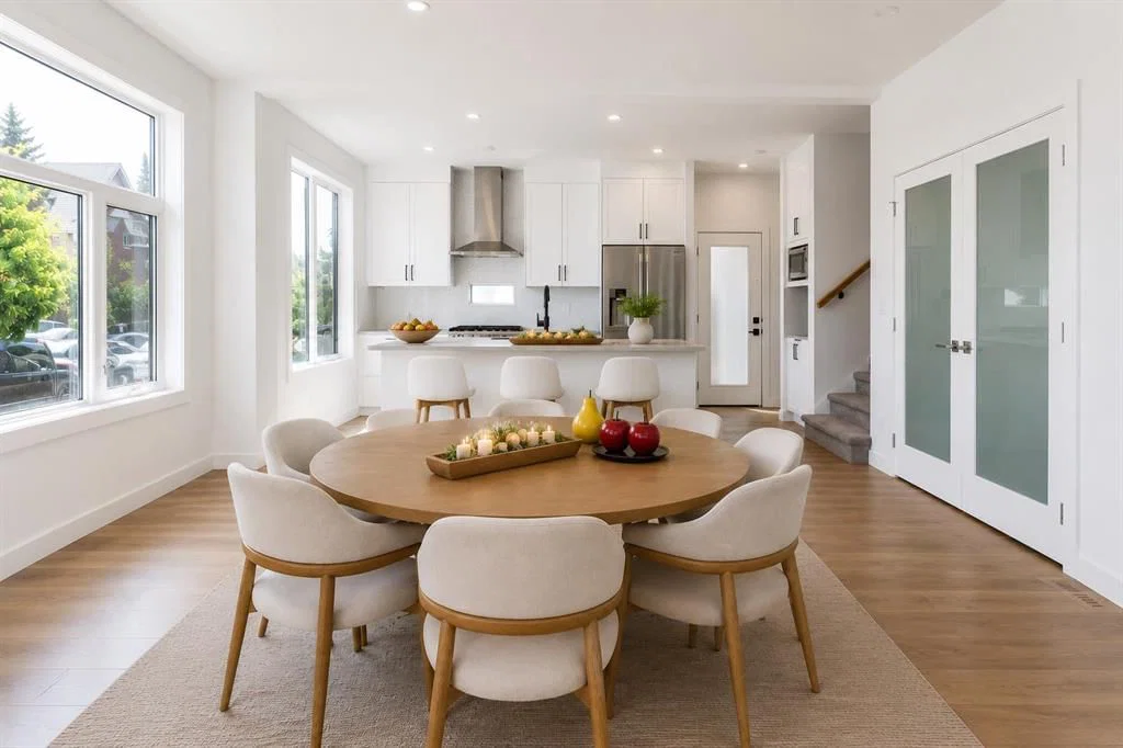 73 7 Street NE, Calgary — main listing photo