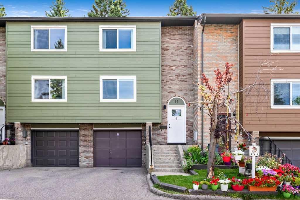 92, 210 86 Avenue SE, Calgary — photo 2 of 41