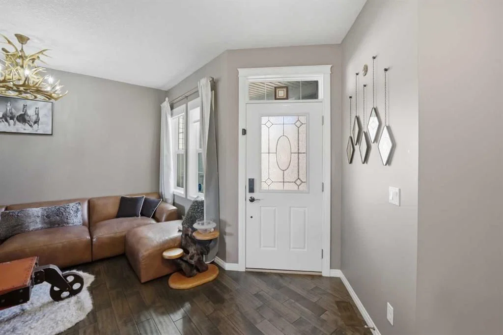 126 Valley Pointe Way NW, Calgary — photo 4 of 50