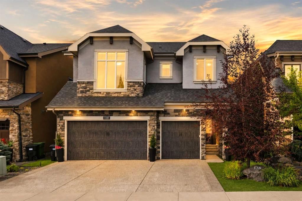 138 Ascot Crescent SW, Calgary — main listing photo