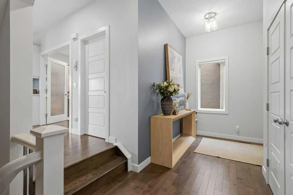 138 Ascot Crescent SW, Calgary — photo 4 of 50